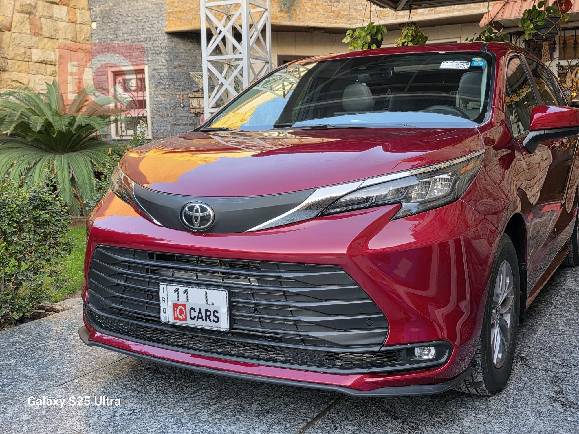 تويوتا سيينا